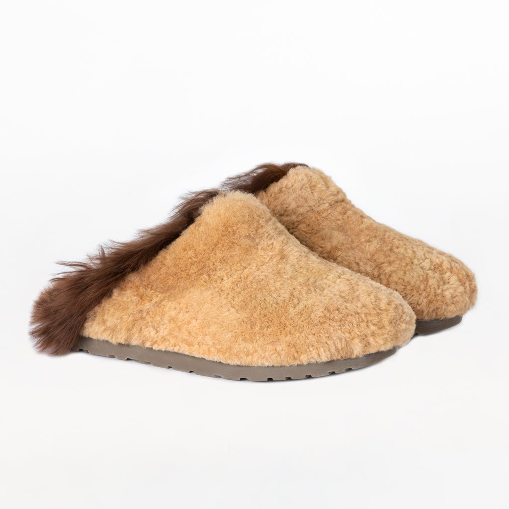 Alpaca Fur Sabo Shoe in color Vanilla