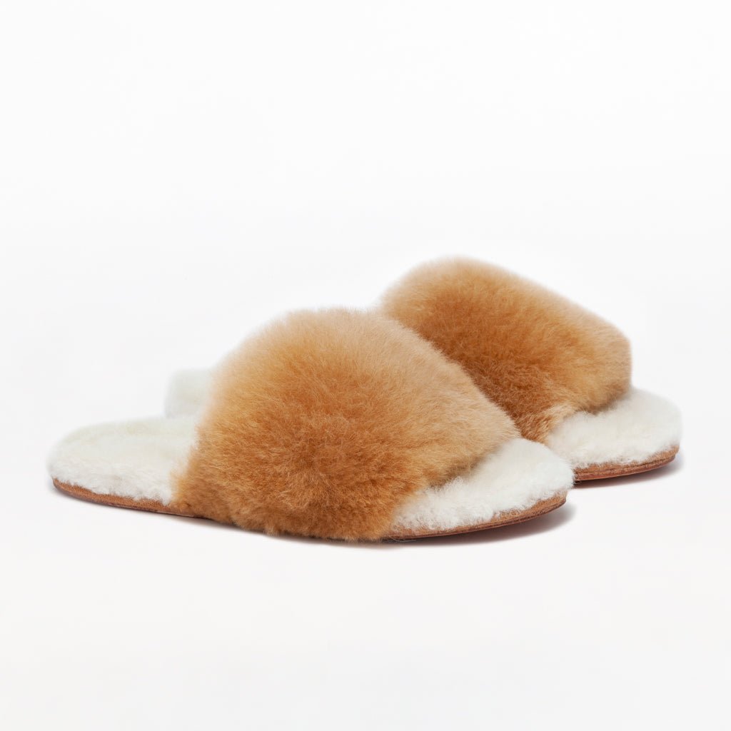 Ginger Honey Slider. Ethical Alpaca fur luxury slippers. Leather soles. Sheepskin interior. Made in Peru. Animal cruelty free