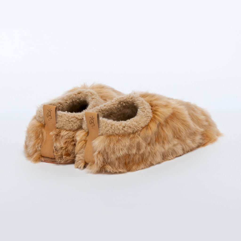 Honey Low Rider. Ethical Alpaca fur luxury slippers. Leather soles. Sheepskin interior. Made in Peru. Animal cruelty free.