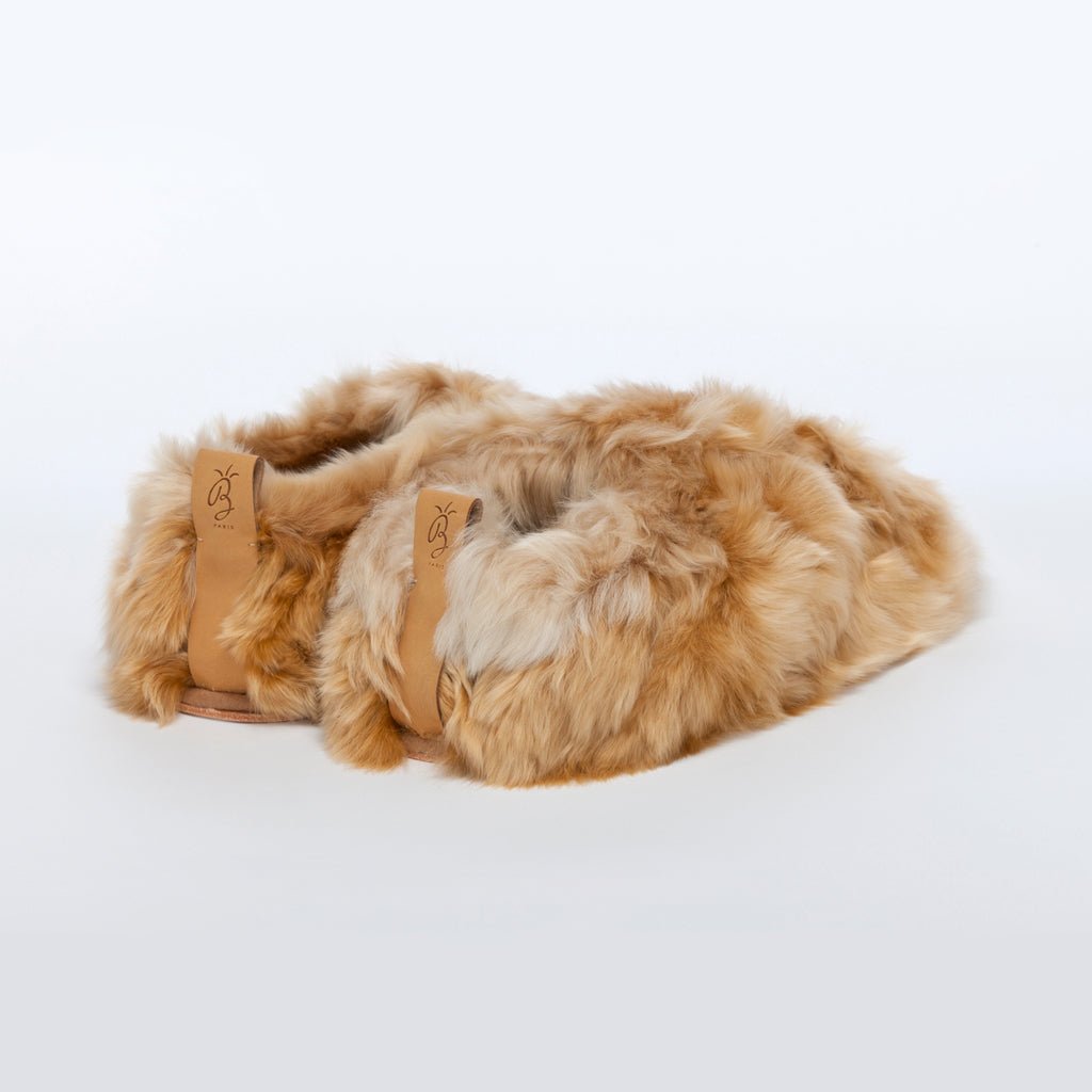 Honey Swirl. Ethical Alpaca fur luxury slippers. Leather soles. Sheepskin interior. Made in Peru. Animal cruelty free.