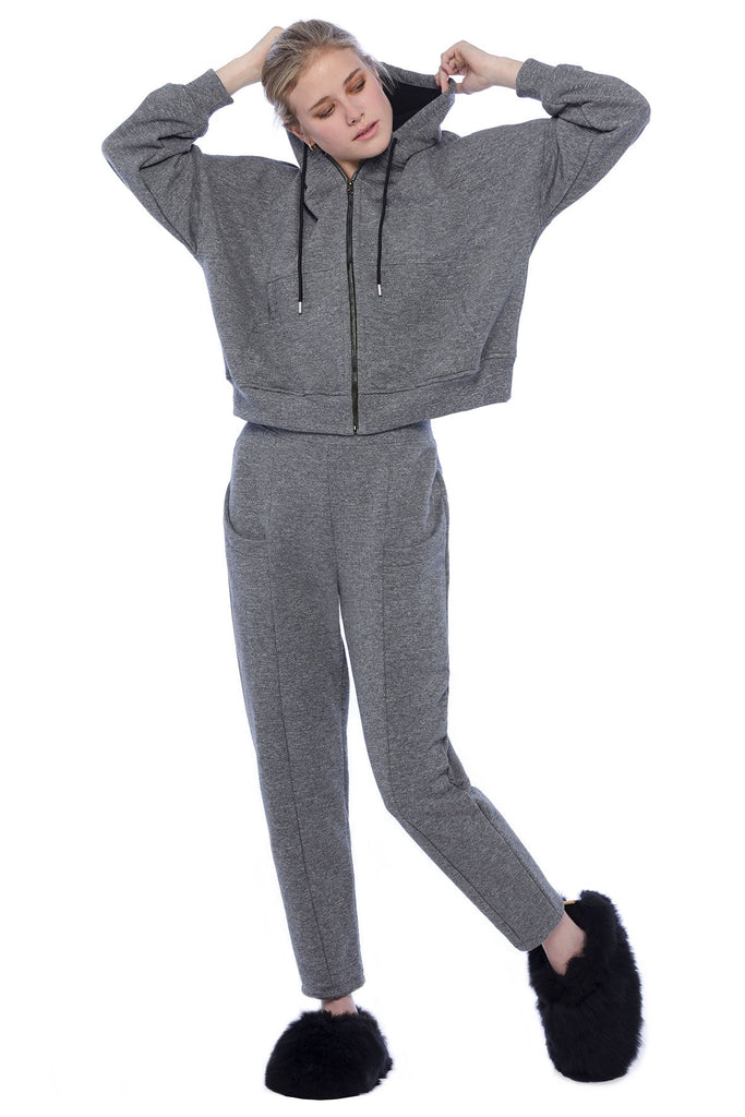 Oversized drawstring hoodie charcoal gray with zipped closure and front pocket. Peruvian pima cotton. French terry loungewear