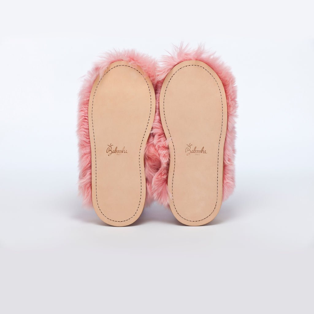 Pink Express. Ethical Alpaca fur luxury slippers. Leather soles. Sheepskin interior. Made in Peru. Animal cruelty free.