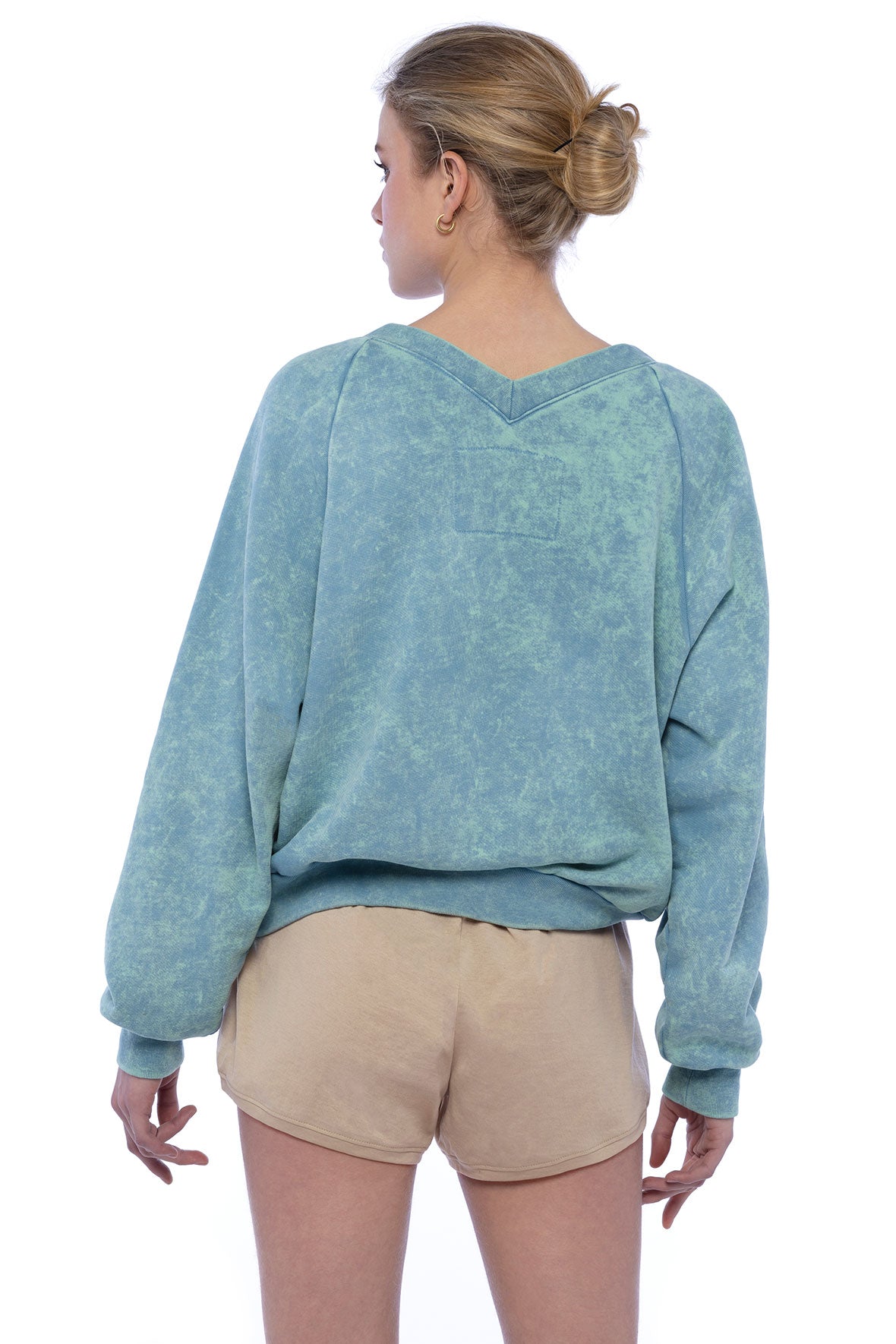 Oversized V Neck Sweatshirt ocean blue, Peruvian pima cotton. French terry. Baboosha Paris loungewear apparel. Made in Peru.